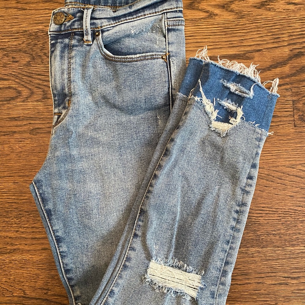 Urban Outfitters BDG distressed jeans never worn